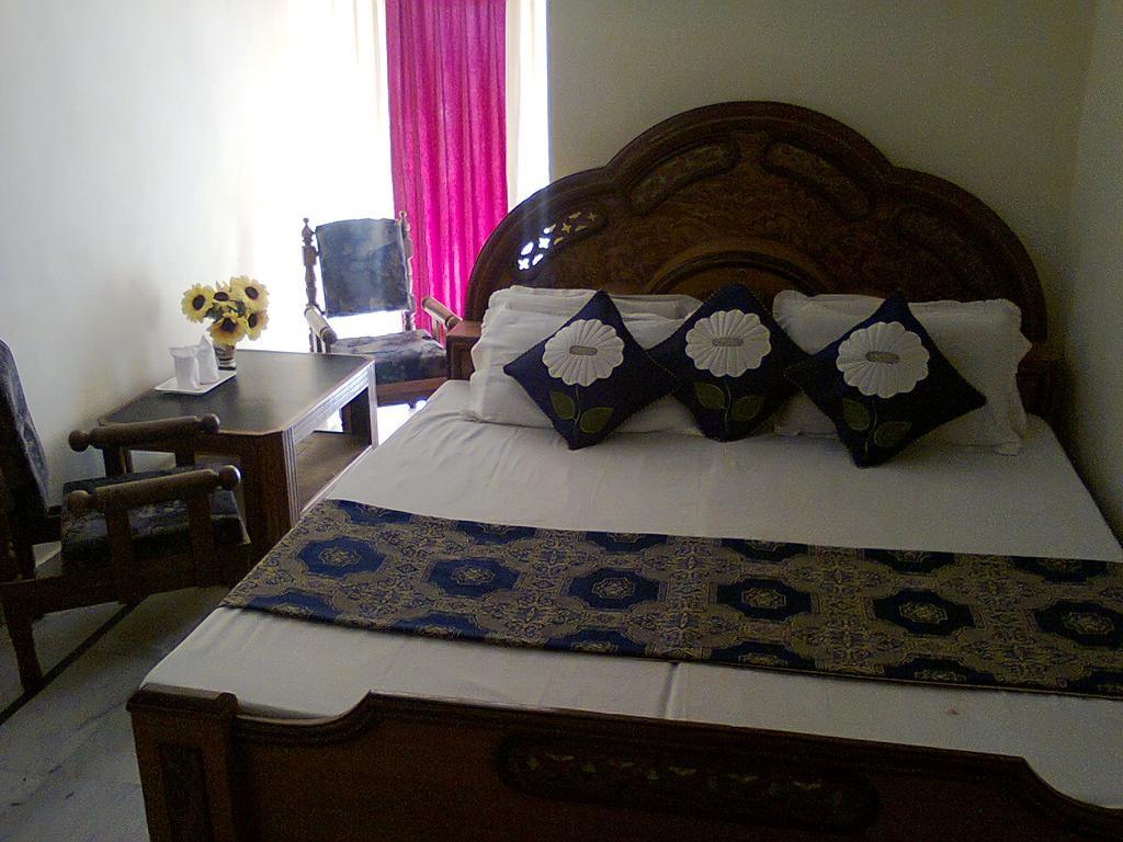 Hotel Arsh International Nainital Camera foto
