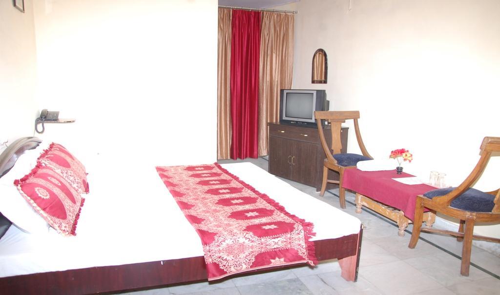 Hotel Arsh International Nainital Camera foto