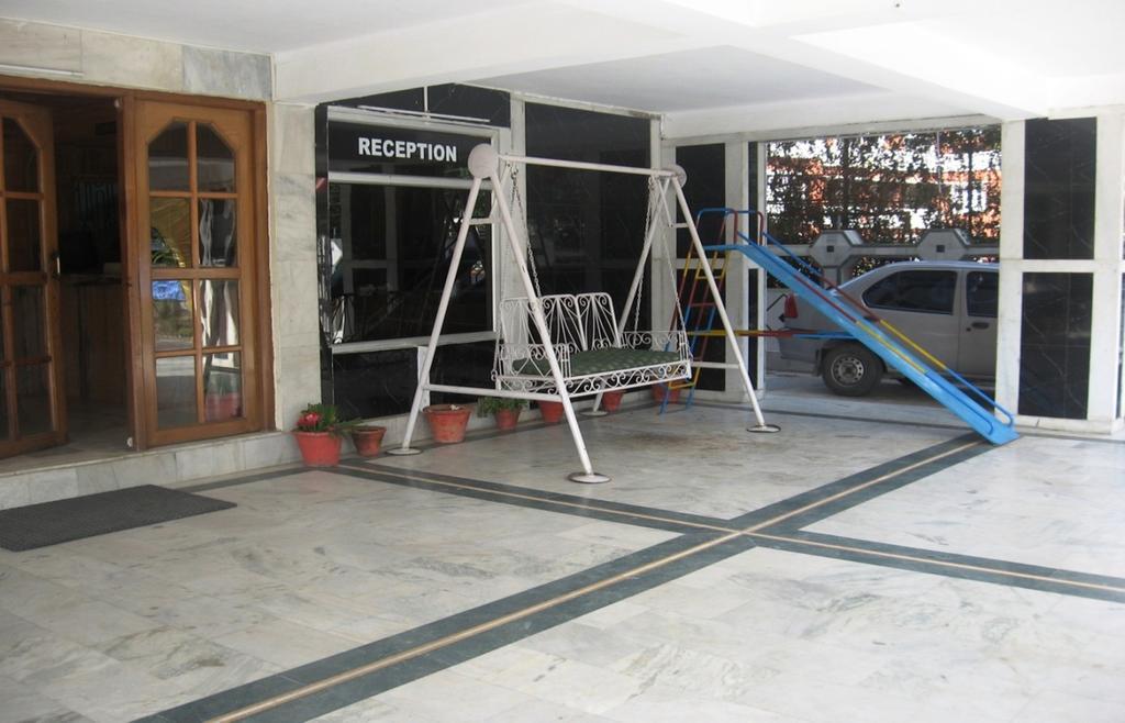 Hotel Arsh International Nainital Esterno foto