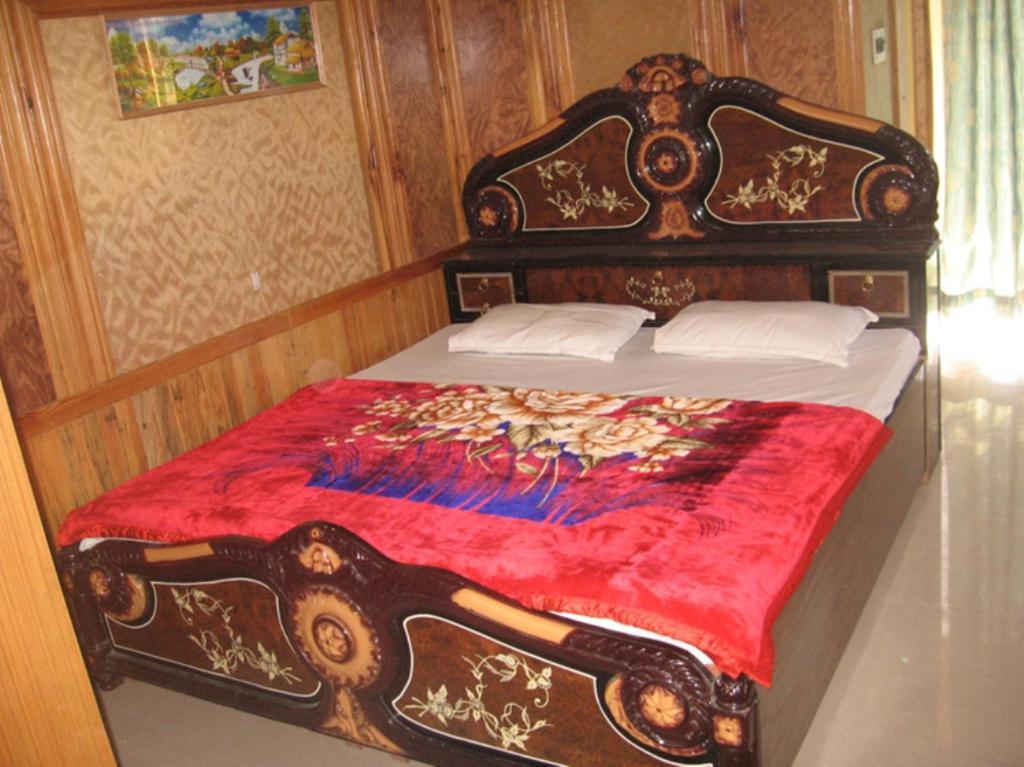 Hotel Arsh International Nainital Esterno foto